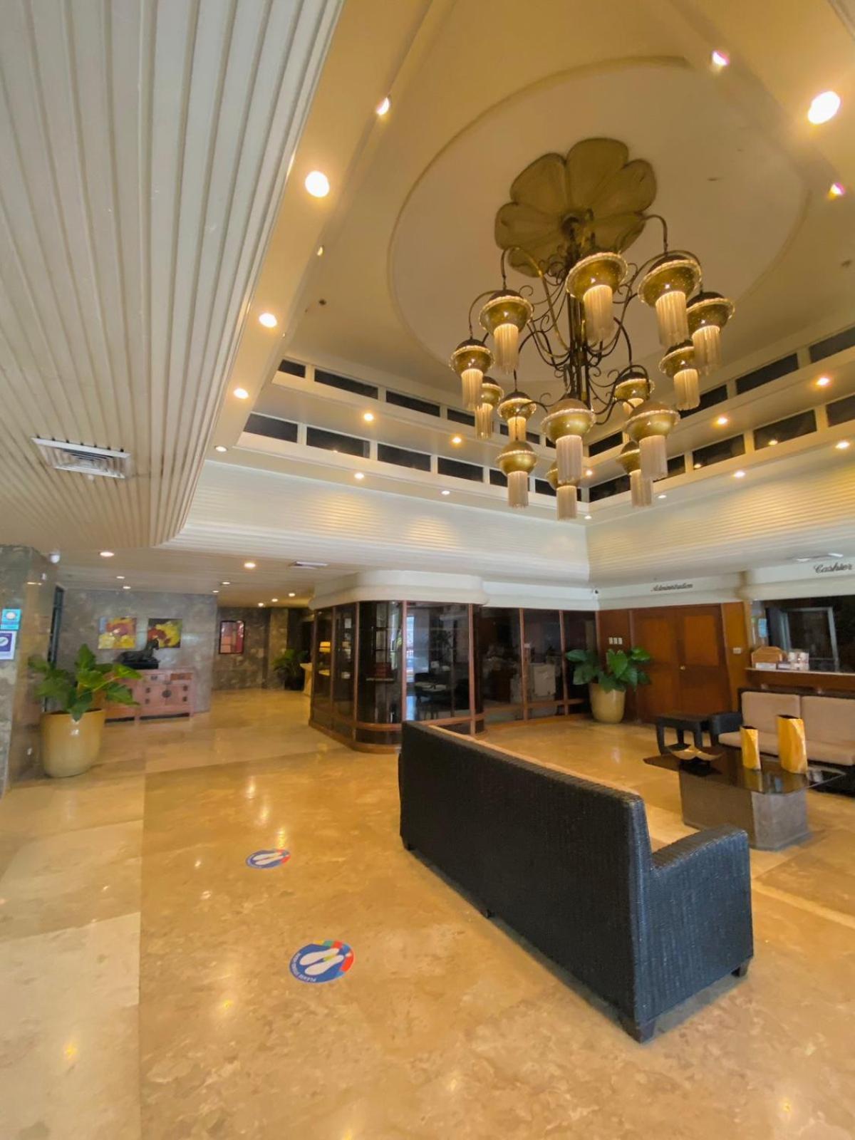 Copacabana Apartment Hotel Pasay Ngoại thất bức ảnh