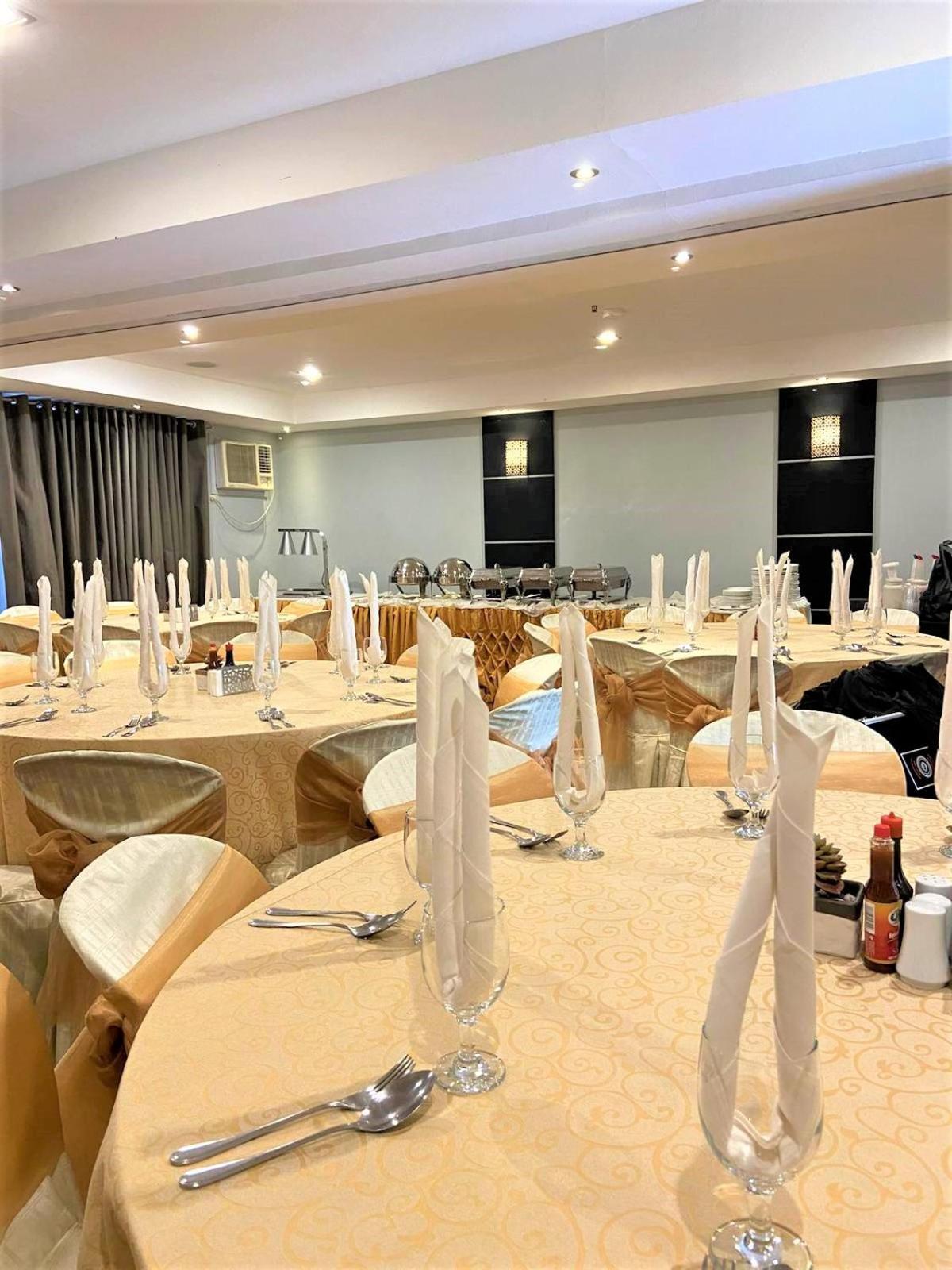 Copacabana Apartment Hotel Pasay Ngoại thất bức ảnh