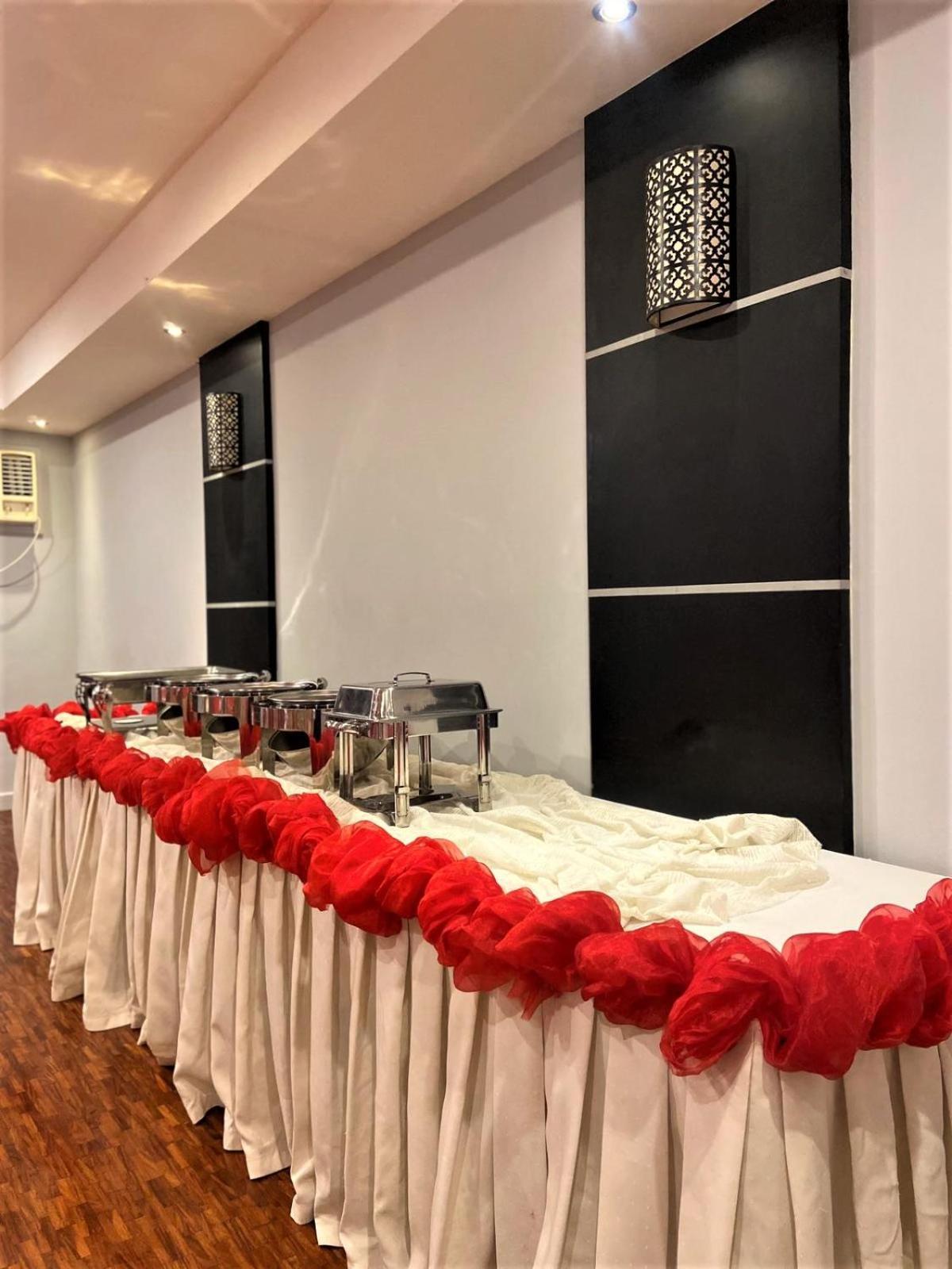 Copacabana Apartment Hotel Pasay Ngoại thất bức ảnh