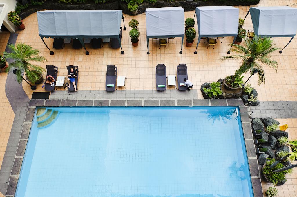 Copacabana Apartment Hotel Pasay Ngoại thất bức ảnh